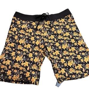 Avid by Avid Gear Mens Size 34 Yellow Floral Swim Trunks